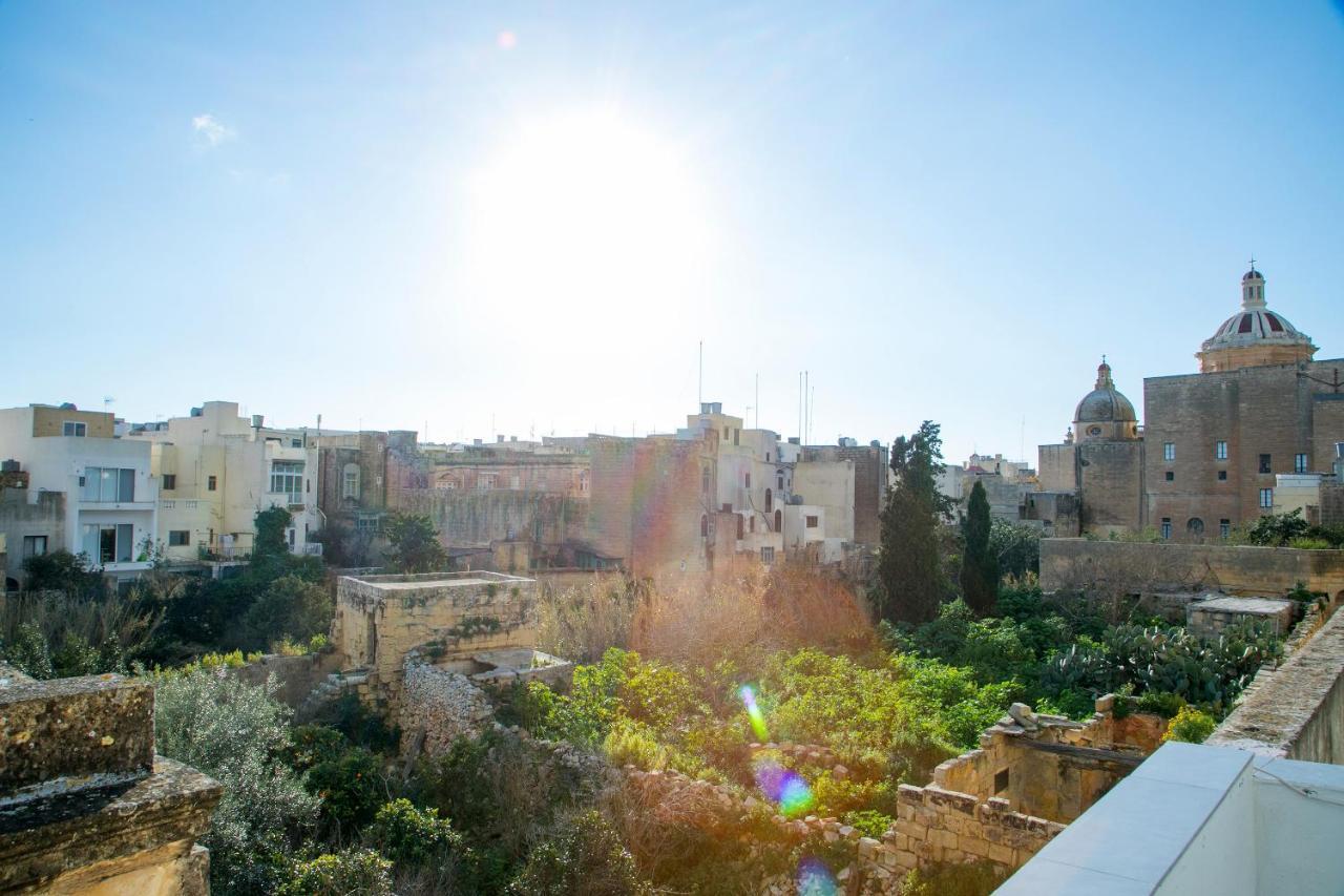 Sqaq Numru 1 Accomodation Otel Rabat Dış mekan fotoğraf